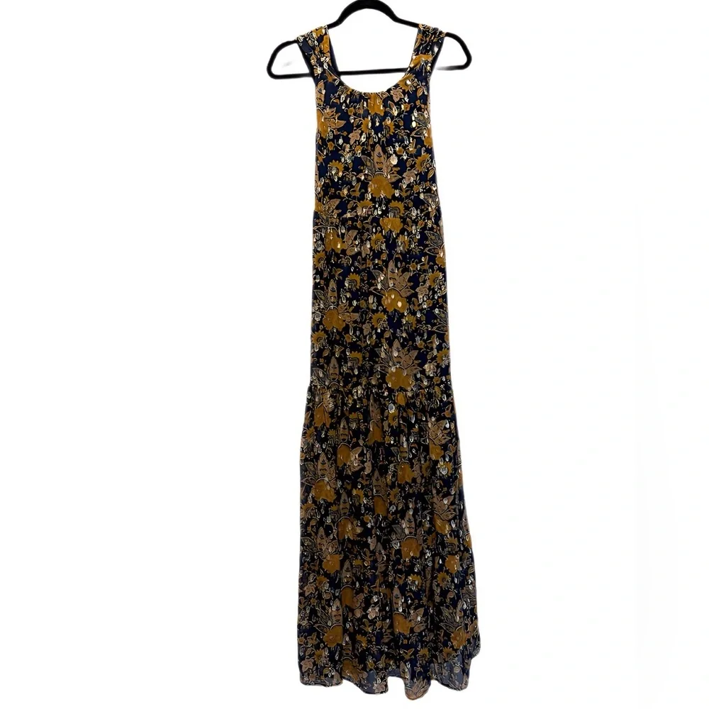 Sezane Maxi Dress in Elegant Black with Flowing Silhouette - Picture 6 of 13